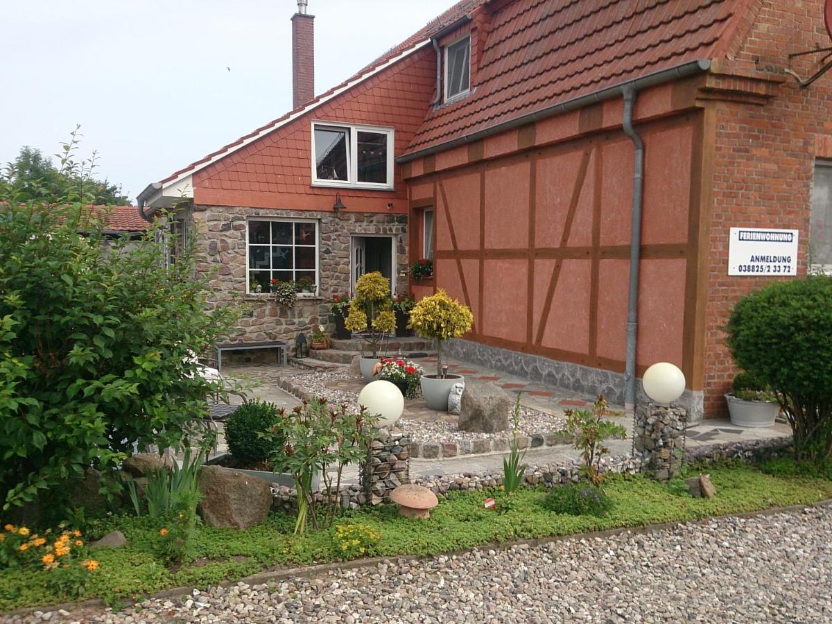 Landhausidyll Ferienwohnung Grundshagen Exterior photo